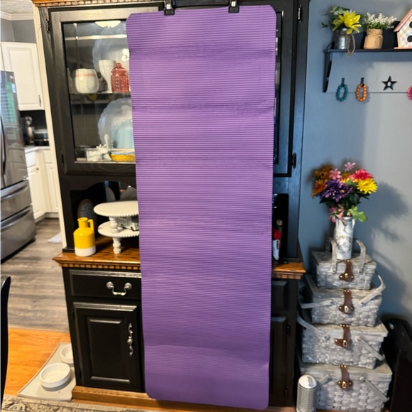 Thick‎ Yoga Mat - Picture 1 of 3